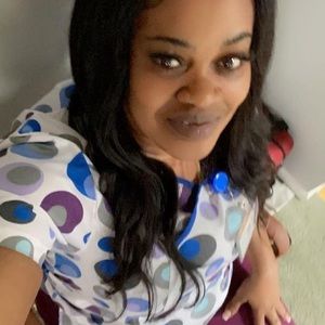 Meet your Posher, Joy